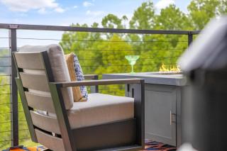 LUXE Serenity Villa Indoor Hot Tub Mountain Views - Sharps Chapel - 5
