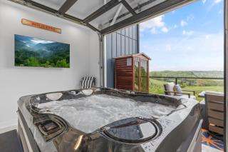 LUXE Serenity Villa Indoor Hot Tub Mountain Views - Sharps Chapel - 1