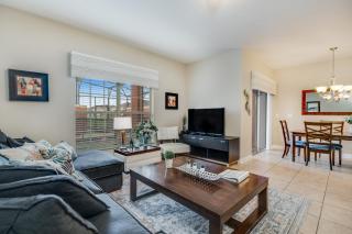 Last Minute Disney Getaway! Private Pool, Hot Tub & Games Room. Book Now! #18660 - Kissimmee - 1