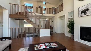 Entire Home in Lake of Bays -Huntsville Muskoka Algonquin - 3