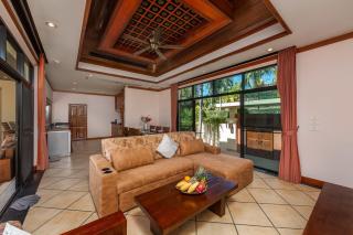 Villa Hoata| Luxury 2BR villa in the Baan Bua Estate | Nai Harn beach - Nai Harn Beach - 5