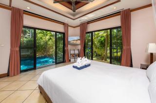 Traditional Thai 2BR villa in Baan Bua Estate - 3