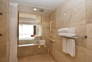 Crowne Plaza Zhongshan Wing On City by IHG - Zhongshan - 3