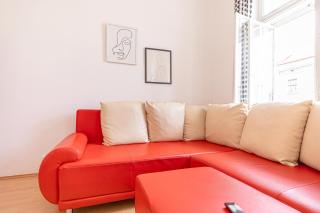 Viennese 3BR Apt. Near Wiener Stadthalle & Central - Wien - 2