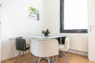 Viennese 3BR Apt. Near Wiener Stadthalle & Central - Wien - 7