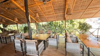 Hotel Parkside & Swimming Pool-Between Greenery and Azure ,Your Perfect Retreat - Chitwan - 4