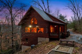 Tree Top Hideaway - Private with Games Firepit More - Blue Ridge - 9