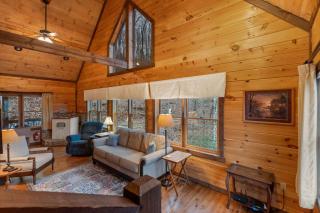 Tree Top Hideaway - Private with Games Firepit More - Blue Ridge - 8