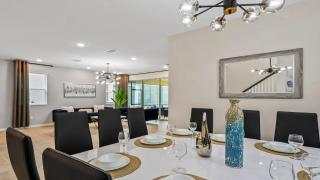 Last Minute Disney Getaway! Private Pool, Hot Tub & Games Room. Book Now! #59733 - Kissimmee - 4