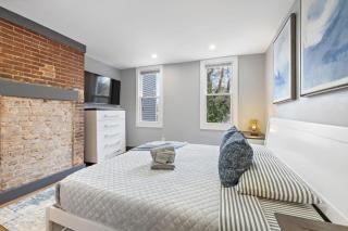 Luxury and Chic 2BR 2BA Apt Mins to NYC and Hoboken - Jersey City - 7