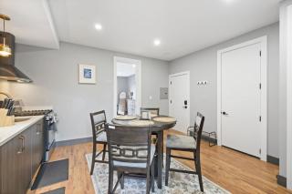 Luxury and Chic 2BR 2BA Apt Mins to NYC and Hoboken - Jersey City - 4