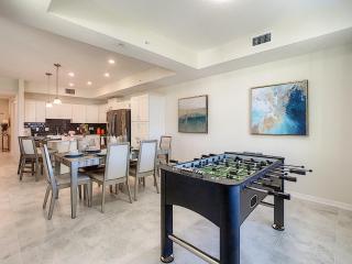 Last Minute Disney Getaway! Private Pool, Hot Tub & Games Room. Book Now! #39476 - Kissimmee - 4