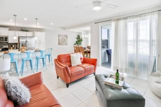 Last Minute Disney Getaway! Private Pool, Hot Tub & Games Room. Book Now! #88025 - Kissimmee - 3