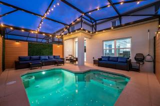 Last Minute Disney Getaway! Private Pool, Hot Tub & Games Room. Book Now! #91349 - Kissimmee - 0