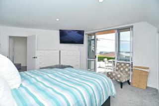 Mount Pleasant - Ocean Views - 3 bedroom with bathtub - Christchurch - 1