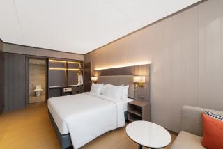HARRIS Hotel & Suites Nagoya Batam - 7