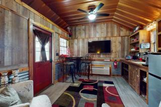 Dancer - Reindeer Ranch at Round Top - Carmine - 9