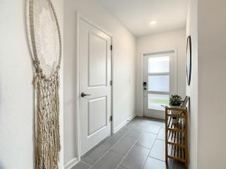 Last Minute Disney Getaway! Private Pool, Hot Tub & Games Room. Book Now! #88077 - Kissimmee - 6