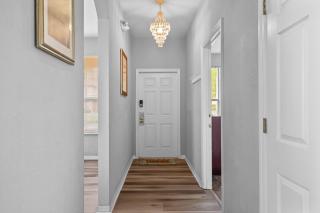 Cozy 4 Bedroom Townhome 2512 - 6