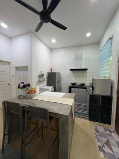Tepak Nusuk Private Pool Homestay 5 Bedrooms 4 Bathrooms - Kota Bharu - 3