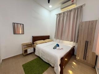 Tepak Nusuk Private Pool Homestay 5 Bedrooms 4 Bathrooms - Kota Bharu - 7