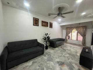 Homestay Rozimad Puchong - Puchong - 8