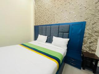 Urban Taj Street Homestay - Super Hygienic Stay - Free 5g Internet - Fully Air conditioner - Agra - 4