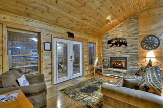 The Waters Edge Game room creek access firepit and tons of outdoor space - Copperhill - 2