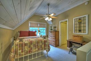 Southern Living Cottage Cozy up by the fire relax on the porch and enjoy peaceful surroundings - Blue Ridge - 3