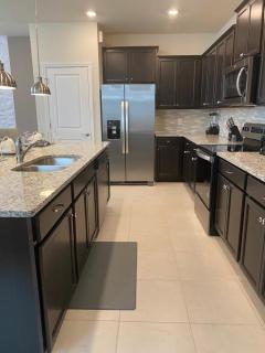 Last Minute Disney Getaway! Private Pool, Hot Tub & Games Room. Book Now! #90485 - Davenport - 2