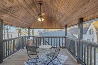 Stunning Lakefront Sanctuary: Your Perfect Getaway - Lake Murray Shores - 9
