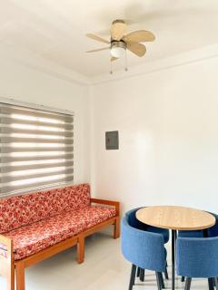 Zande Point Suites - 1