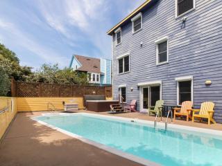 1646 A Pirates Paradise 5 min walk to beach - Corolla - 0