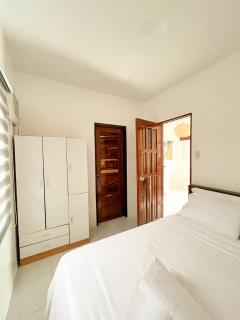 Zande Point Suites - 5