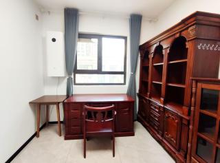 Ivy Residence - - 2