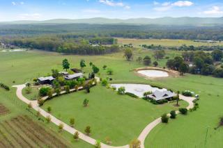 Lilies Lakeside Spa Villa - 1 Bedroom - Lovedale - 7