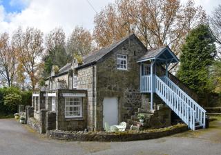 The Hayloft at Hembal Manor - 9