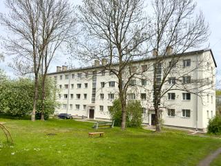 LITTLE LONDON ONE boutique apartment Netflix TV Old Town - 9