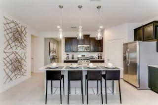 Last Minute Disney Getaway! Private Pool, Hot Tub & Games Room. Book Now! #22172 - Davenport - 1