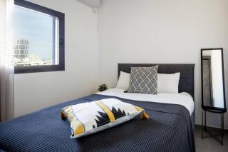 HaCarmel Market Vibrat Apartment with Mamad by Sea N' Rent - Tel Aviv - 8