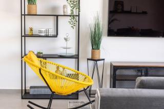HaCarmel Market Vibrat Apartment with Mamad by Sea N' Rent - Tel Aviv - 5