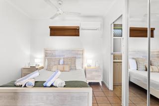 Sunset Oasis - Airlie Beach - 4