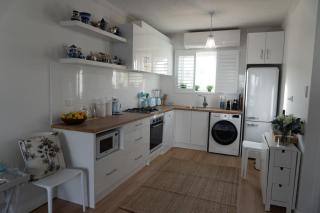 Luxurious Beach Front Apt with Ocean View Balcony - Glenelg - 3
