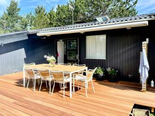 Holiday Home With Sauna And Sea Views - Yderby - 0