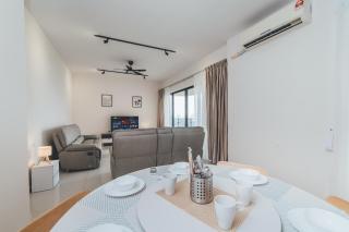 Danga Bay Coastal Horizon 3BR 8Pax w 3Balcony by Our Stay - Johor Bahru - 6