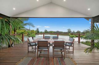Lilies Lakeside Spa Villa - 2 Bedroom - Lovedale - 6