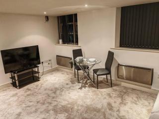 Lovely 1 bedroom apartment with free parking & gym - Kirkburton - 7