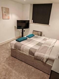 Lovely 1 bedroom apartment with free parking & gym - Kirkburton - 4