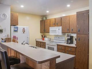 Streamside Townhome - Kings Beach - 2