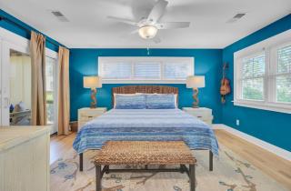 29 24th Avenue by AvantStay Easy Beach Access - Isle of Palms - 1